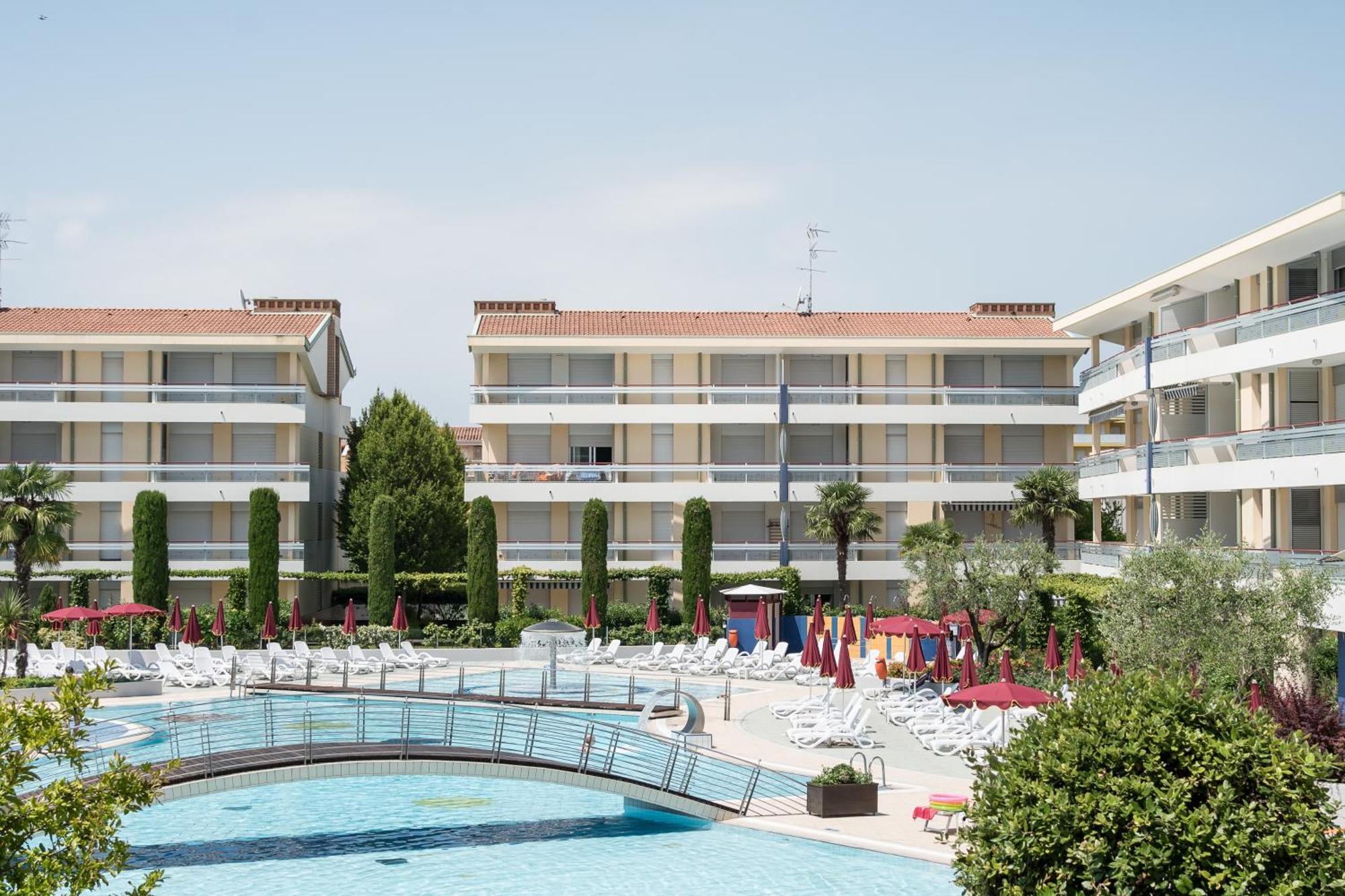Villaggio Planetarium Resort Μπιμπιόνε Εξωτερικό φωτογραφία