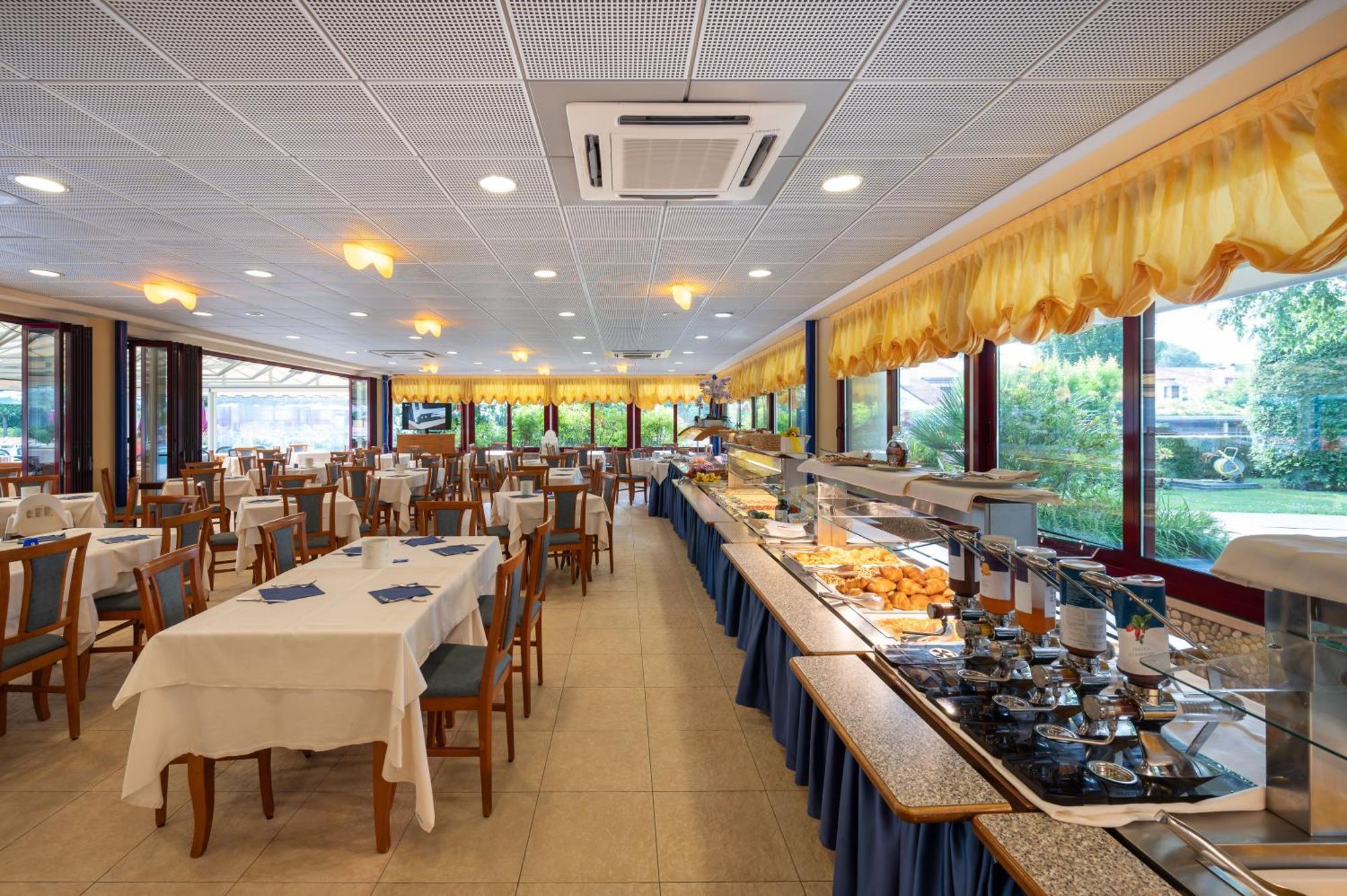 Villaggio Planetarium Resort Μπιμπιόνε Εξωτερικό φωτογραφία