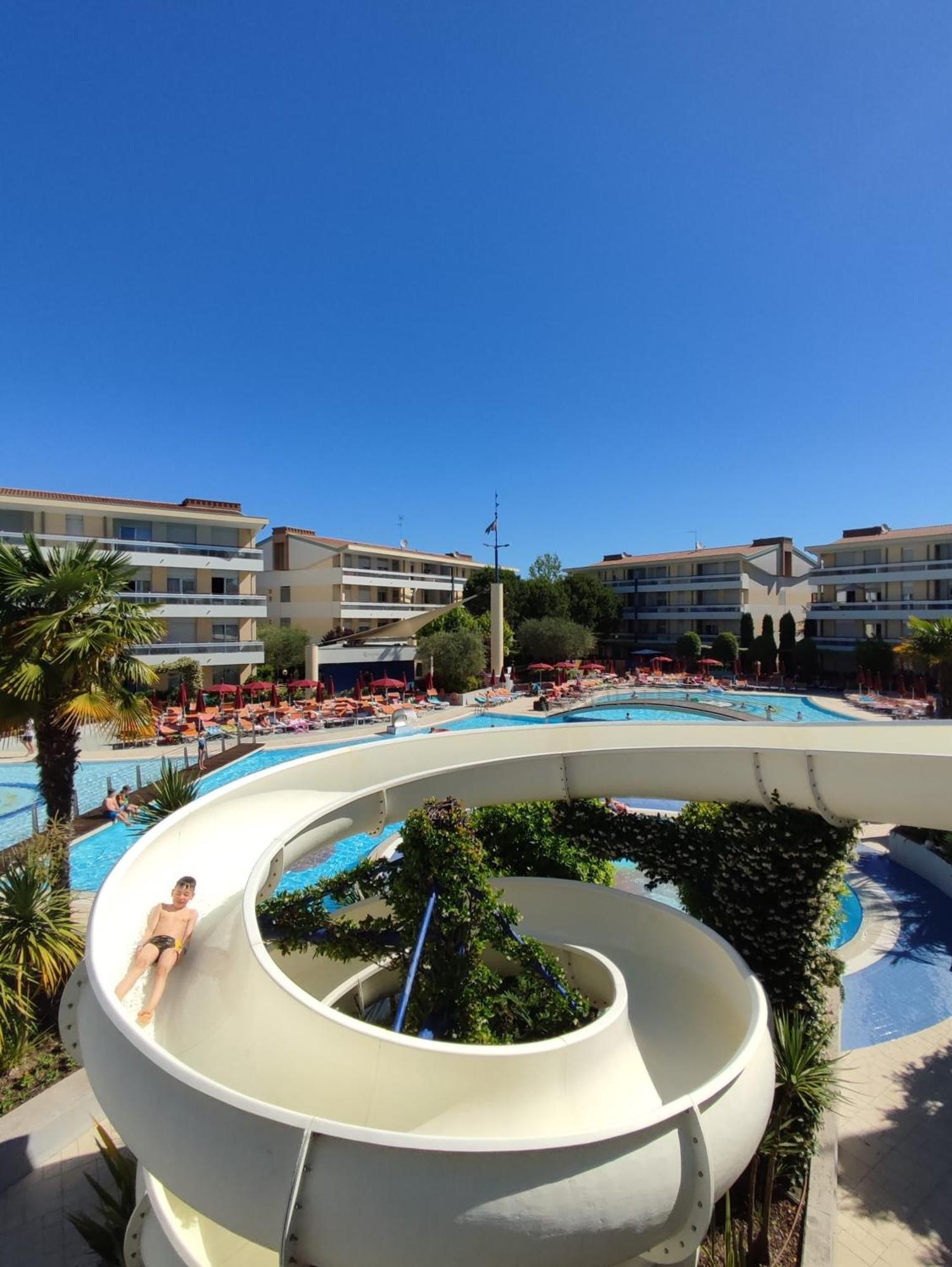 Villaggio Planetarium Resort Μπιμπιόνε Εξωτερικό φωτογραφία
